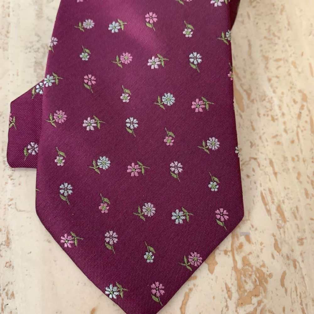 👔Two 100% silk  ties - Picture 8 of 9